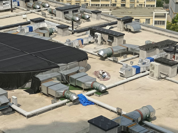 鄭州餐廳排煙管道風機清理